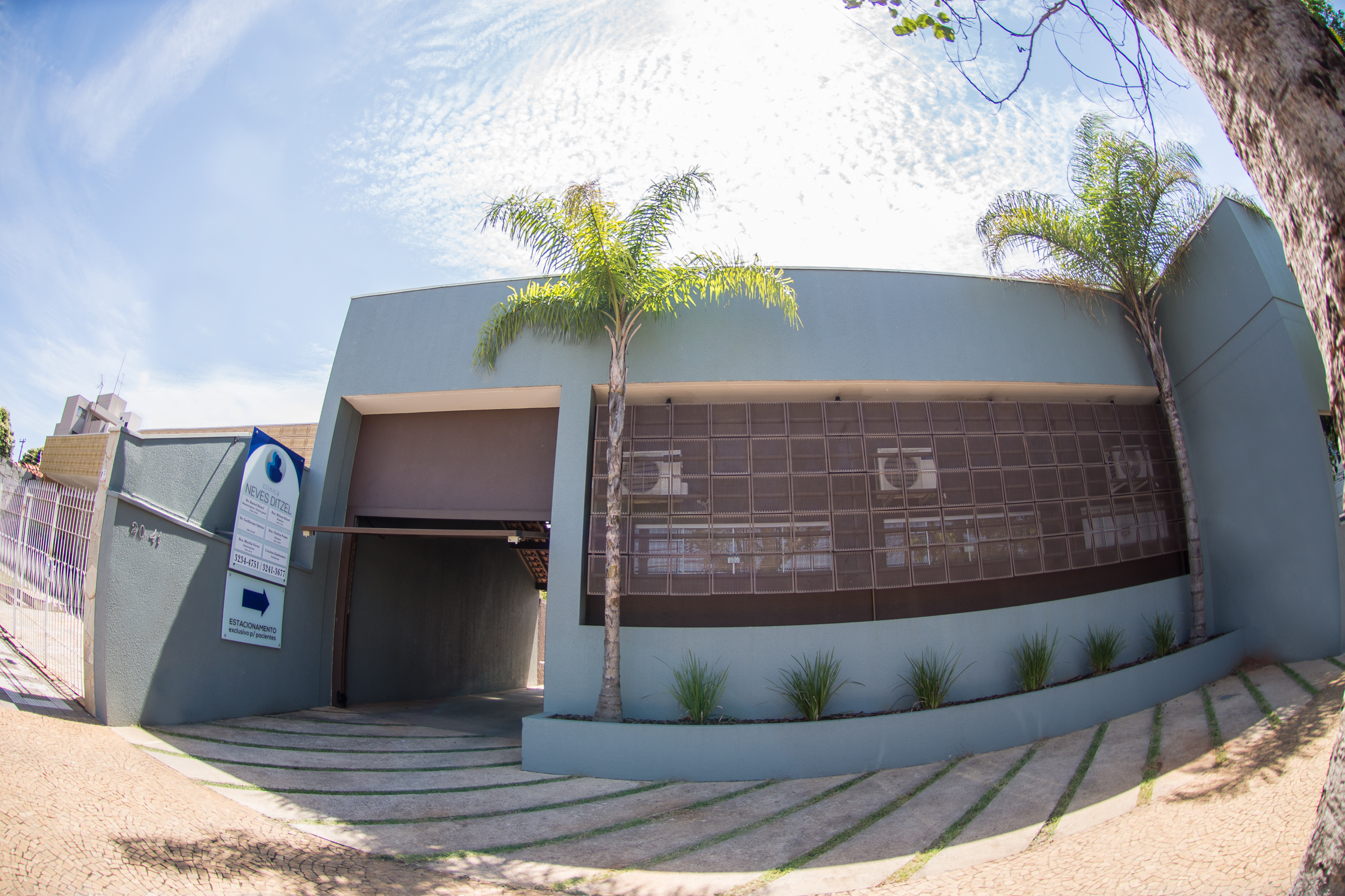 Fachada da Clínica Neves Ditzel